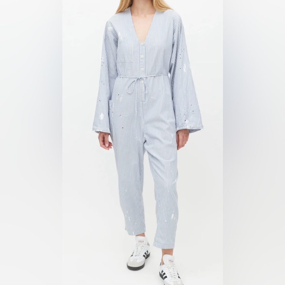 Raquel Allegra
Blue & White Striped Distressed Jumpsuit
Medium